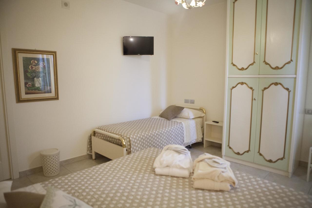 B&B La Gioiosa アッシジ エクステリア 写真